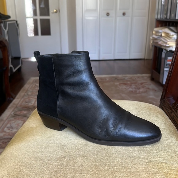 COACH Carmen Semi Matte Calf Leather Suede Ankle Boots Black Size 11 - Picture 2 of 15
